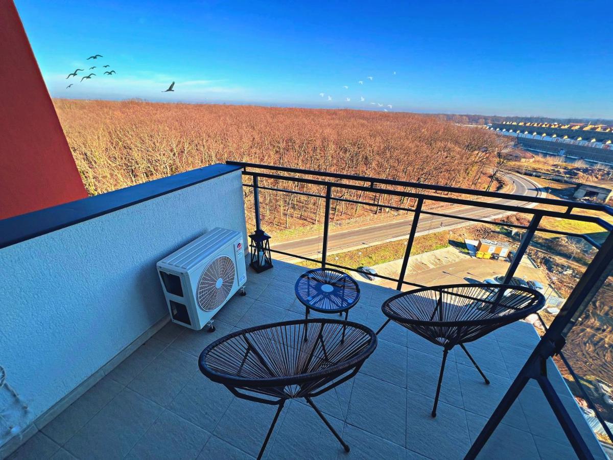 Panoramic Forest View Apartment Dumbravita  Extérieur photo