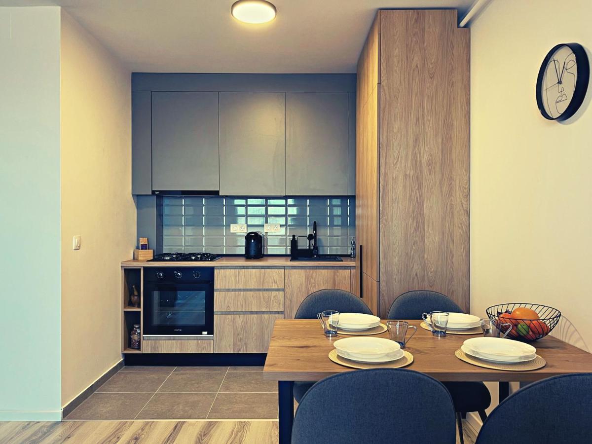 Panoramic Forest View Apartment Dumbravita  Extérieur photo